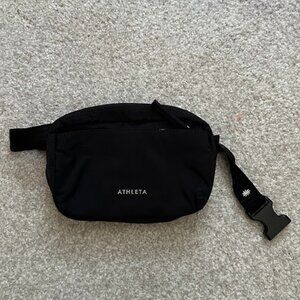 Athleta All About Crossbody Belt Bag